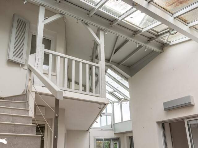 Maison de ville de 13 pièces principales — photo du bien
