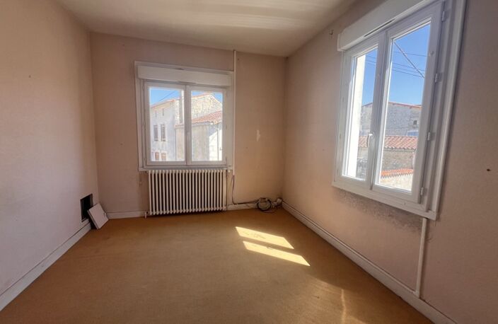 Maison de bourg de 5 pièces principales — photo 4