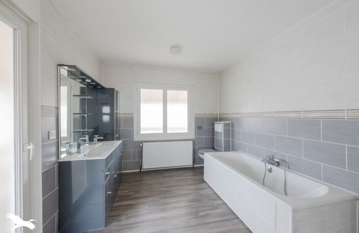 Vente maison 5 pièces 96 m² Eaubonne (95600) — photo 5