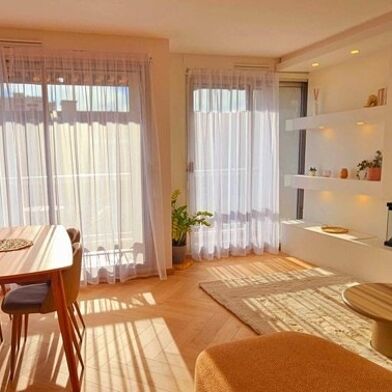 Appartement 2 pièces 254880 €