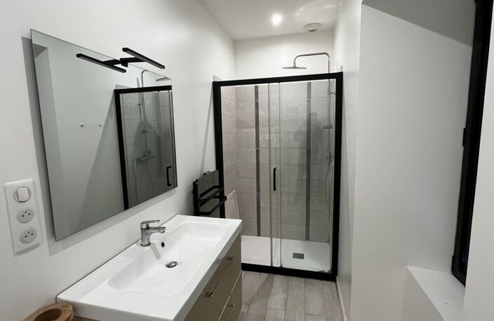 Maison en pierre de 4 pièces principales — photo 5