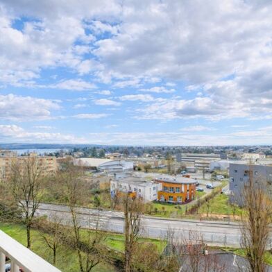 Appartement 4 pièces 250000 €