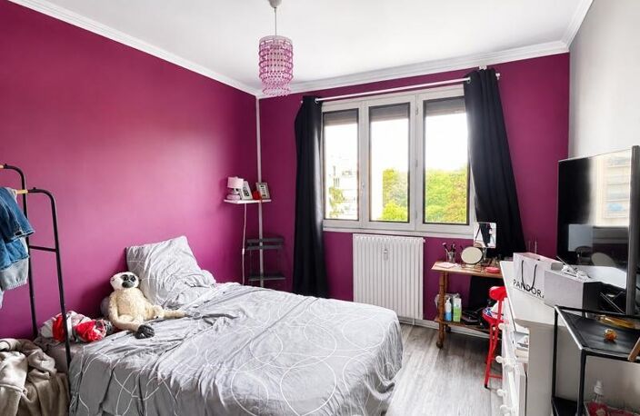 Vente appartement 4 pièces 77 m² Décines-Charpieu (69150) — photo 5