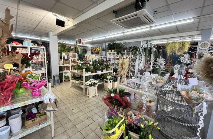 Vente immeuble   Vierzon (18100) — photo 2