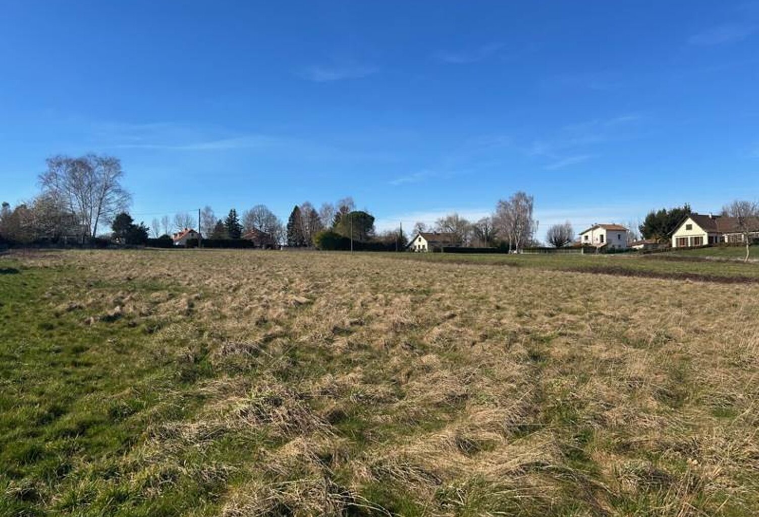 Terrain à bâtir de 0 pièces principales — photo 1