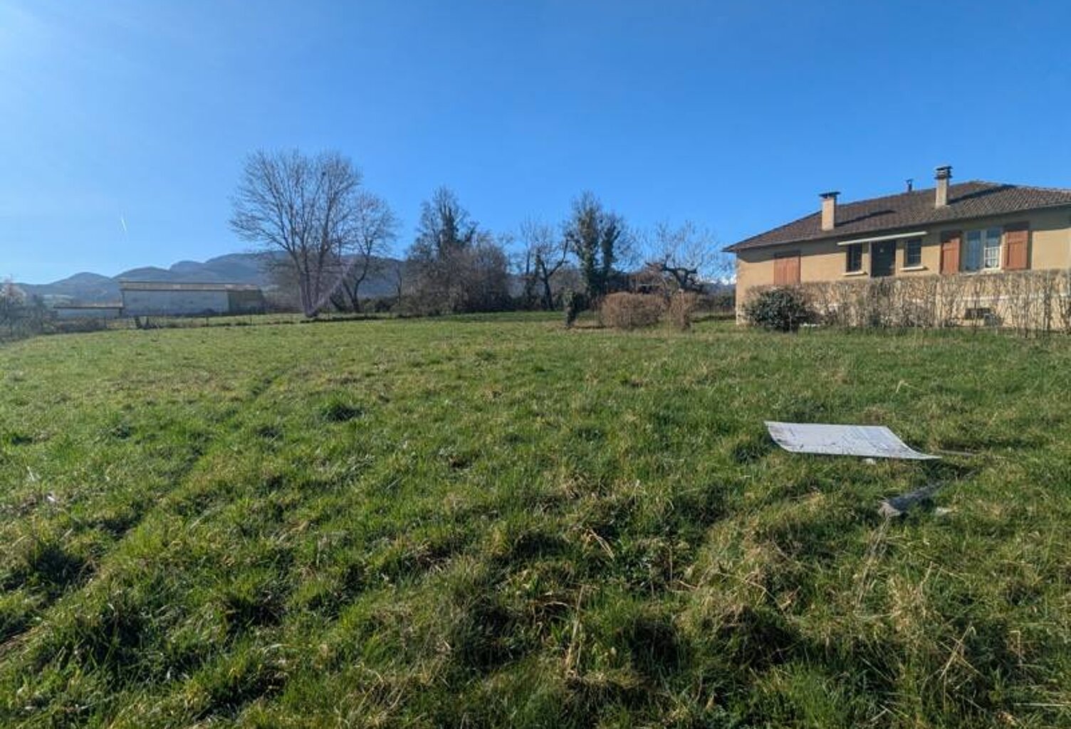 Terrain à bâtir de 0 pièces principales — photo 1