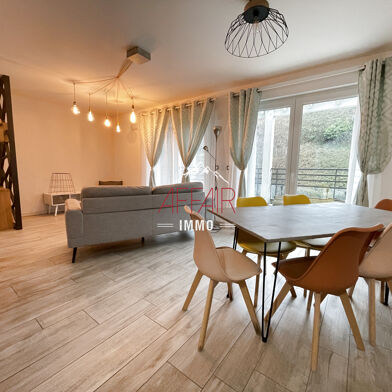 Appartement 4 pièces 2200 €