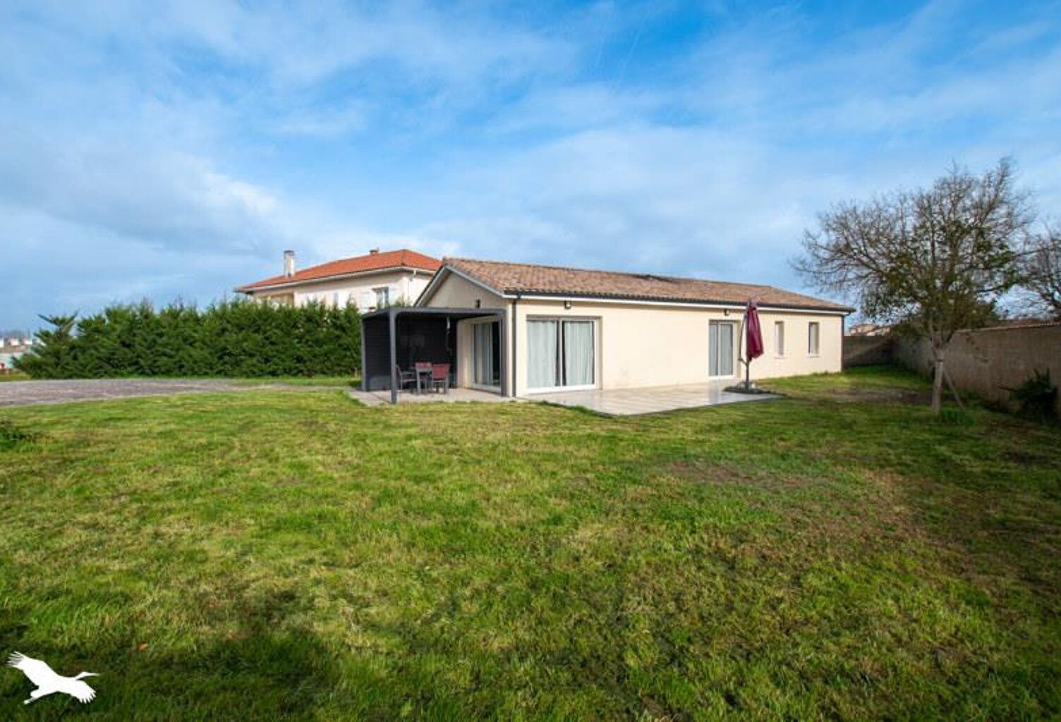 Villa de 5 pièces principales — photo 1
