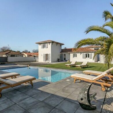 Maison 6 pièces 714288 €