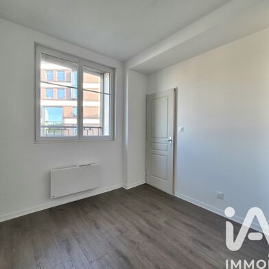 Appartement 3 pièces 690 €