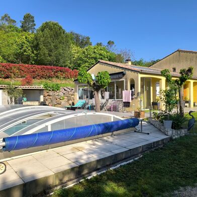 Maison 5 pièces 385000 €