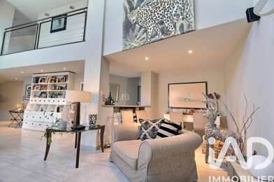 Appartement 6 pièces 490000 €