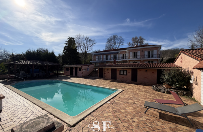 BAJAMONT - BELLE VILLA DE CONSTRUCTION TRADITIONNELLE AVEC DEPENDANCES - PISCINE ET PARC — photo 3