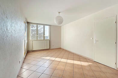Appartement 4 pièces 220000 €