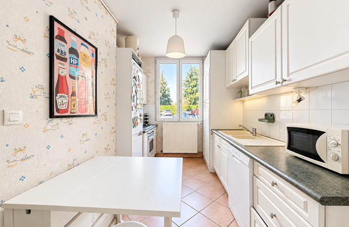 Un appartement lumineux, au calme, avec loggia plein Sud et sans vis-à-vis — photo 4