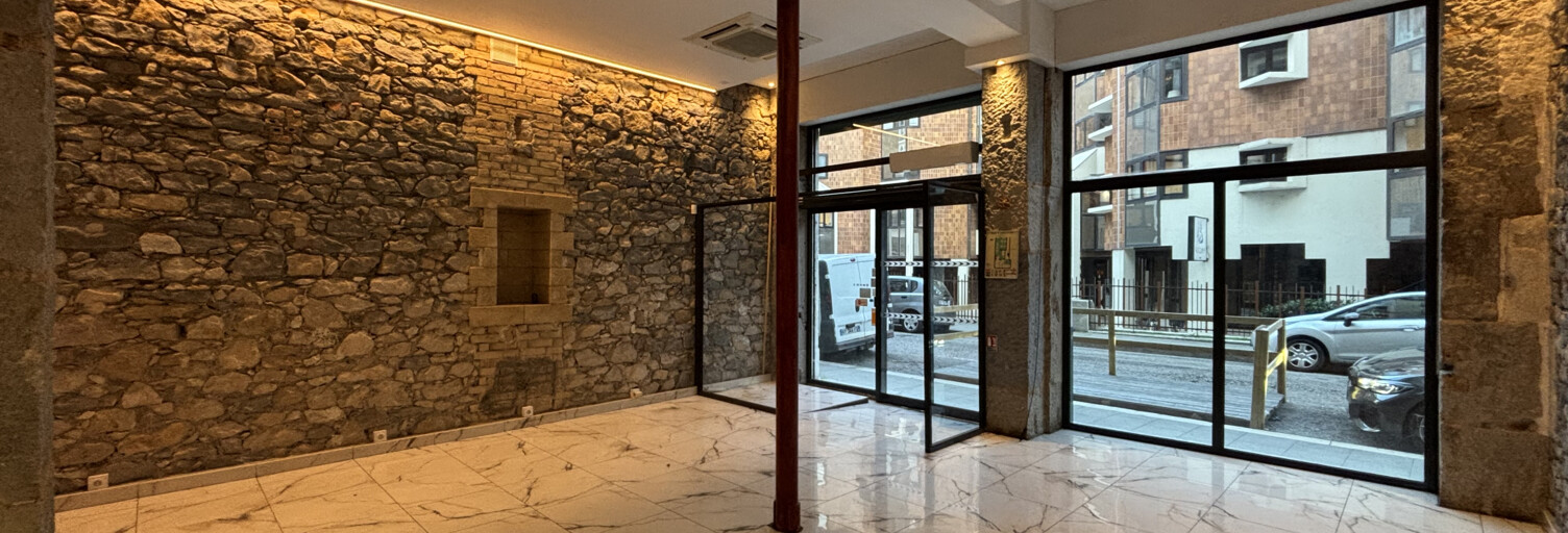 Commerce  120 m² à louer à Grenoble (38000)