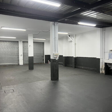 Commerce  180000 €