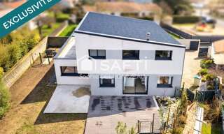 Maison 9 Pièces 196 m² à vendre à Montaigu-Vendée (85600)