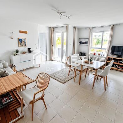 Appartement 2 pièces 121000 €