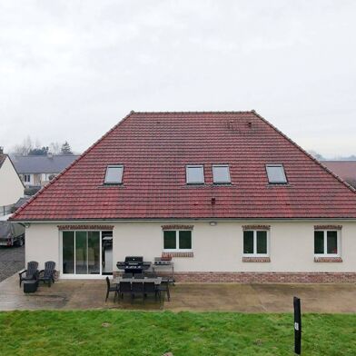 Maison 10 pièces 289900 €