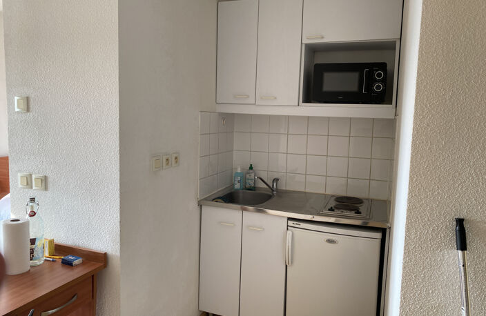 Studio meublé 21.10 m2 LMNP + PARKING   Résidence LE VALENCEY   26000 VALENCE — photo 5