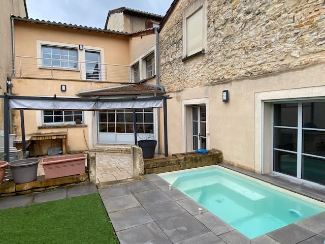 Maison de Village   T7 à vendre Villefranche-sur-Saône 69400