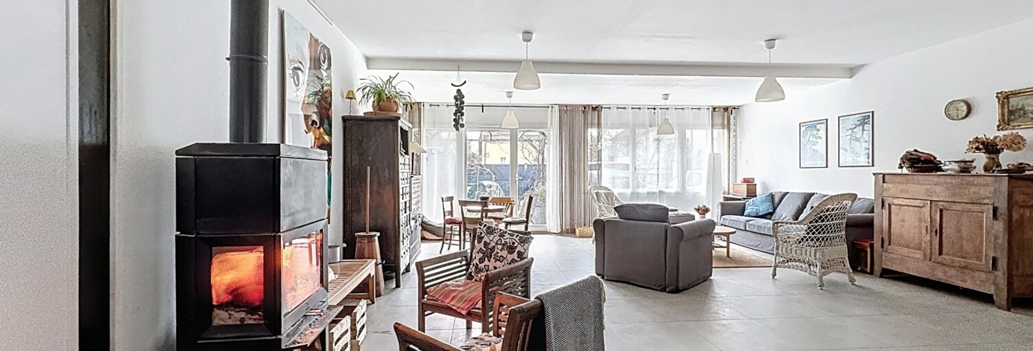 Maison 7 Pièces 211 m² à vendre à Magny-les-Hameaux (78114)