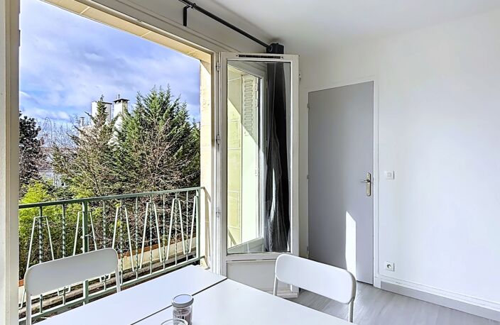 Vente Appartement 1 pièce — photo 2