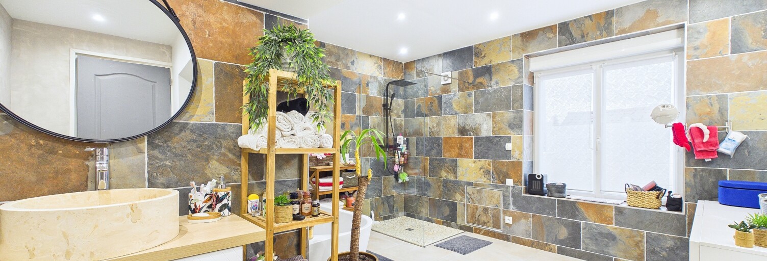 Maison 8 Pièces 210 m² à vendre à Sebourg (59990)