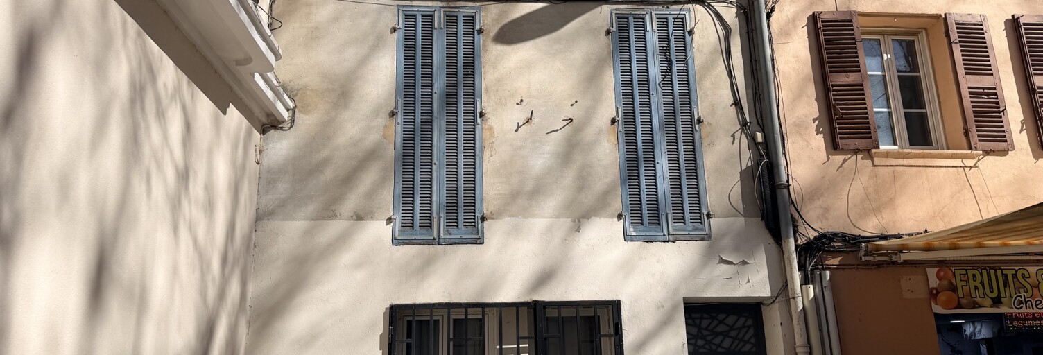 Immeuble  120 m² à vendre à Toulon (83200)