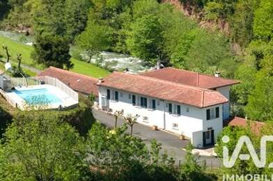 Maison 15 pièces 485000 €