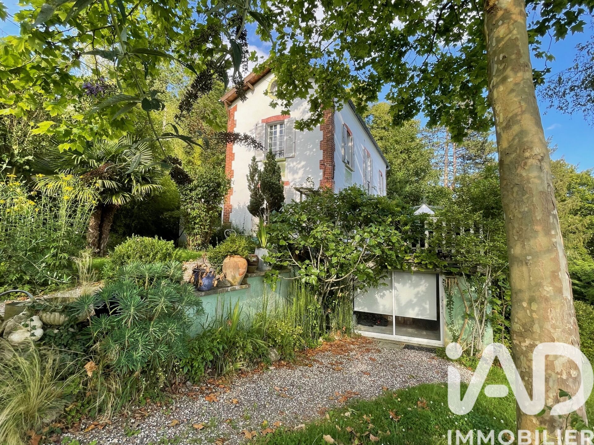 La Ferte-sous-Jouarre - 230m² - 8p. - 4ch.