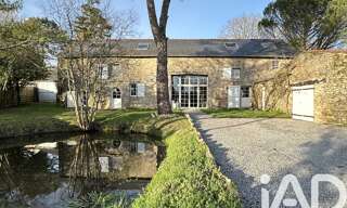 Maison 10 Pièces 256 m² à vendre à Saint-Étienne-de-Montluc (44360)