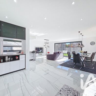 Maison 6 pièces 885000 €