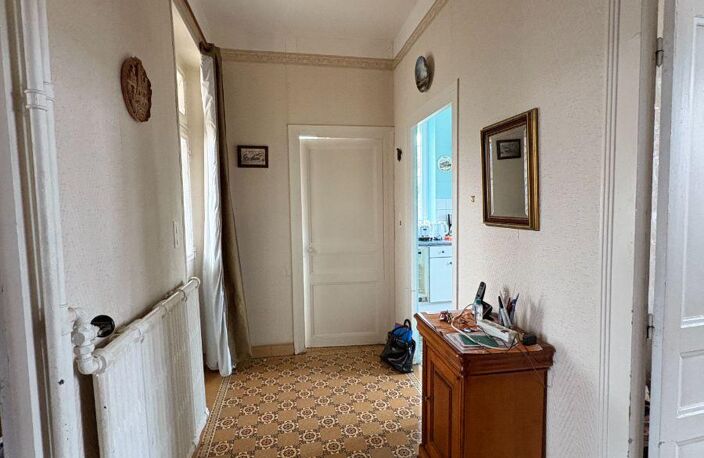 Vente maison 5 pièces 95 m² Saint-Gaultier (36800) — photo 2