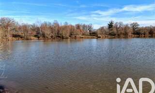 Terrain  96964 m² à vendre à Saint-Désiré (03370)