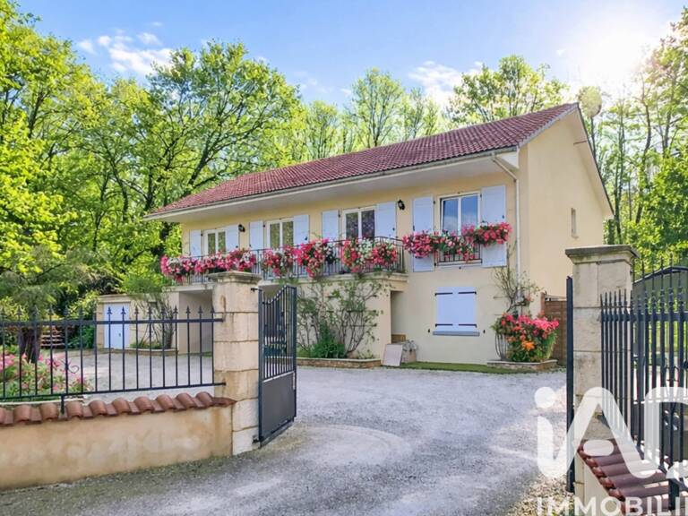 Vente Maison/villa 7 pièces — photo 1