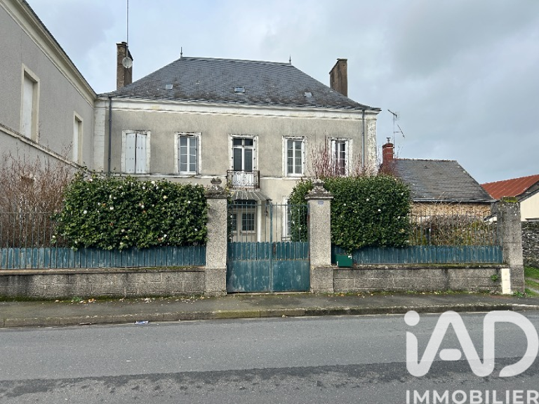 Vente Maison/villa 9 pièces — photo 1