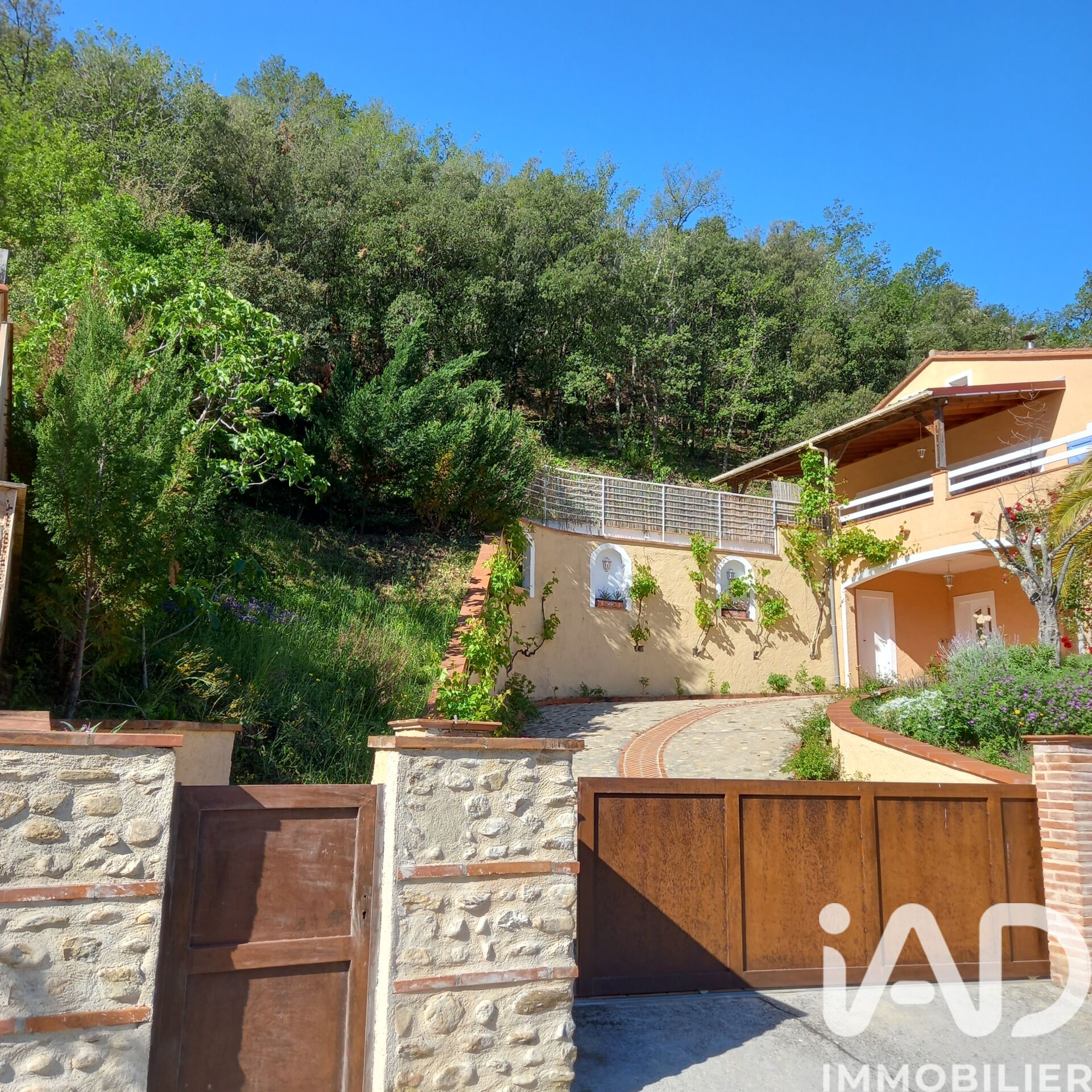 Reynes - 150m² - 6p. - 5ch.