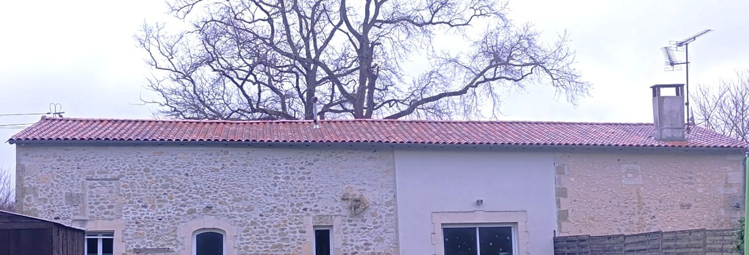 Maison 10 Pièces 205 m² à vendre à Orignolles (17210)