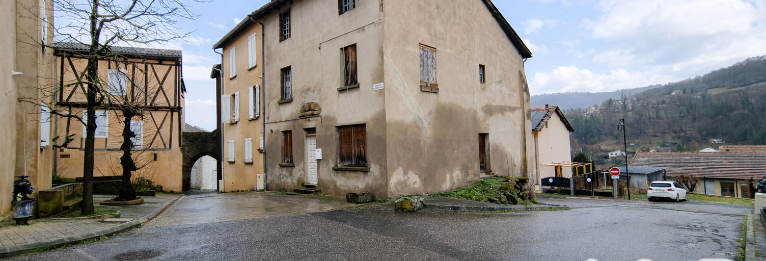 Maison 5 Pièces 130 m² à vendre à Firmi (12300)