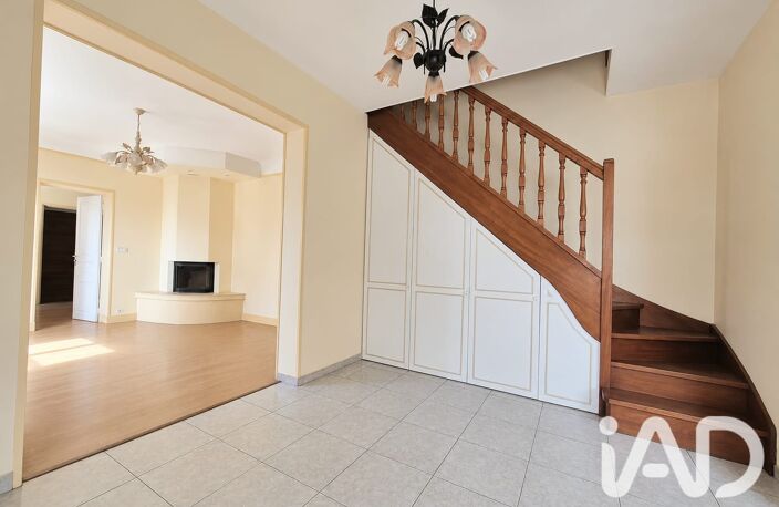 Vente Maison/villa 4 pièces — photo 2