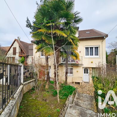 Maison 8 pièces 329900 €