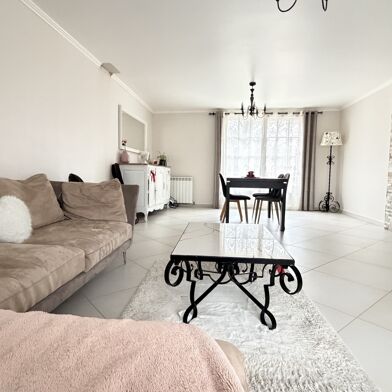 Maison 6 pièces 349900 €