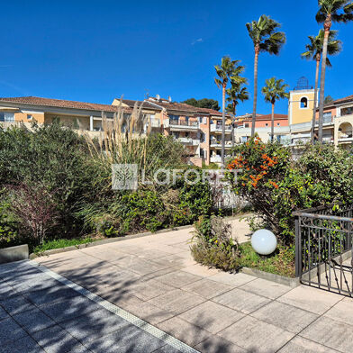 Appartement 2 pièces 970 €