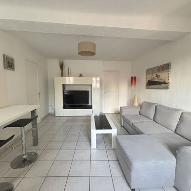 Appartement 3 pièces 790 €