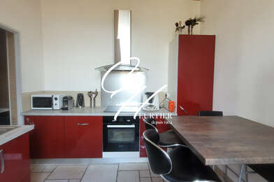 Appartement 3 pièces 776 €