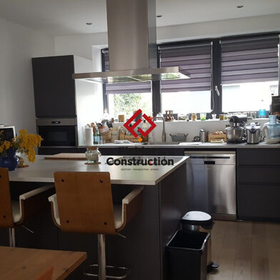 Appartement 3 pièces 1046 €