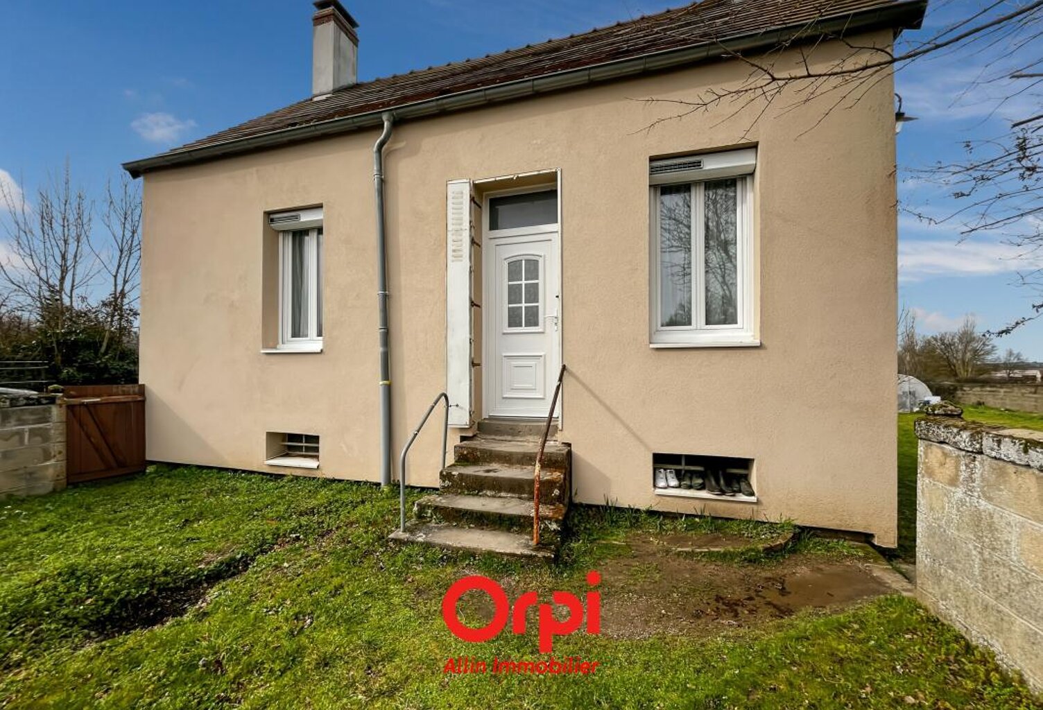 À DÉCOUVRIR - MAISON À 15 MINUTES DE SAINT-POURÇAIN-SUR-SIOULE — photo 1