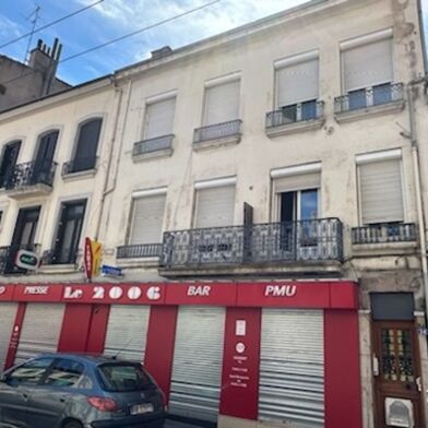 Immeuble  240007 €